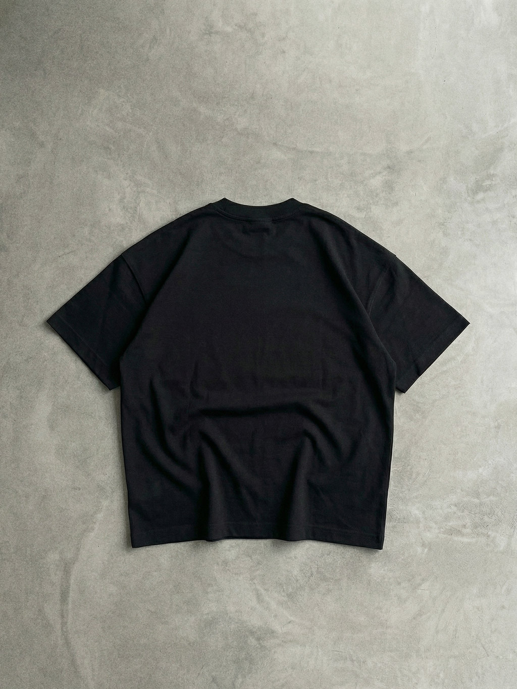 EOTH ESSENTIAL TEE - BLACK
