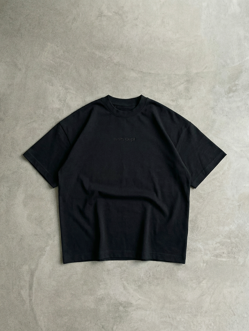 EOTH ESSENTIAL TEE - BLACK