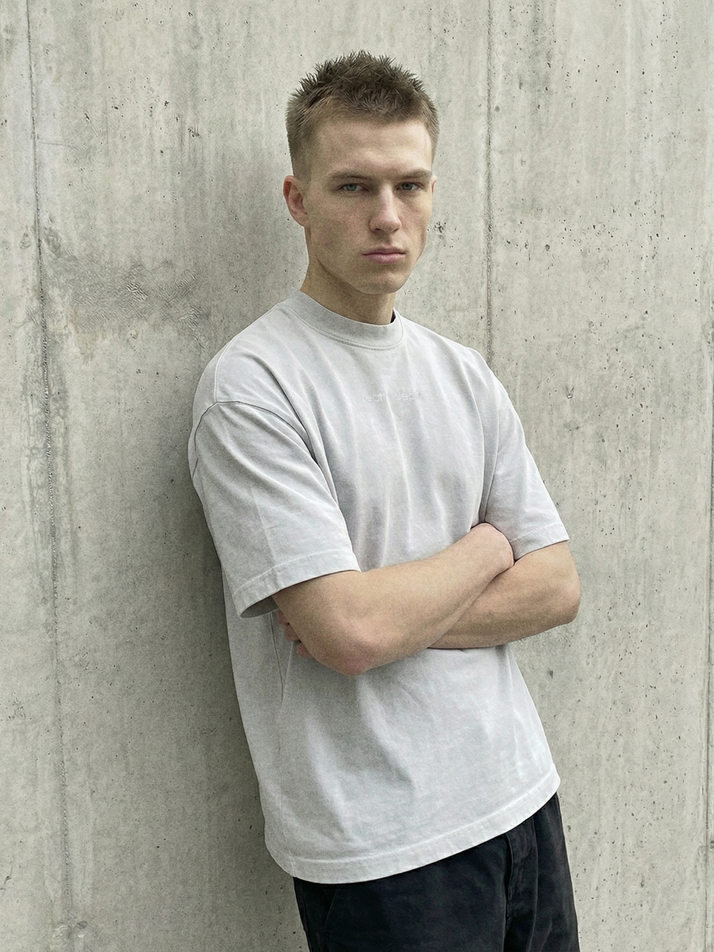 EOTH ESSENTIAL TEE - WHITE